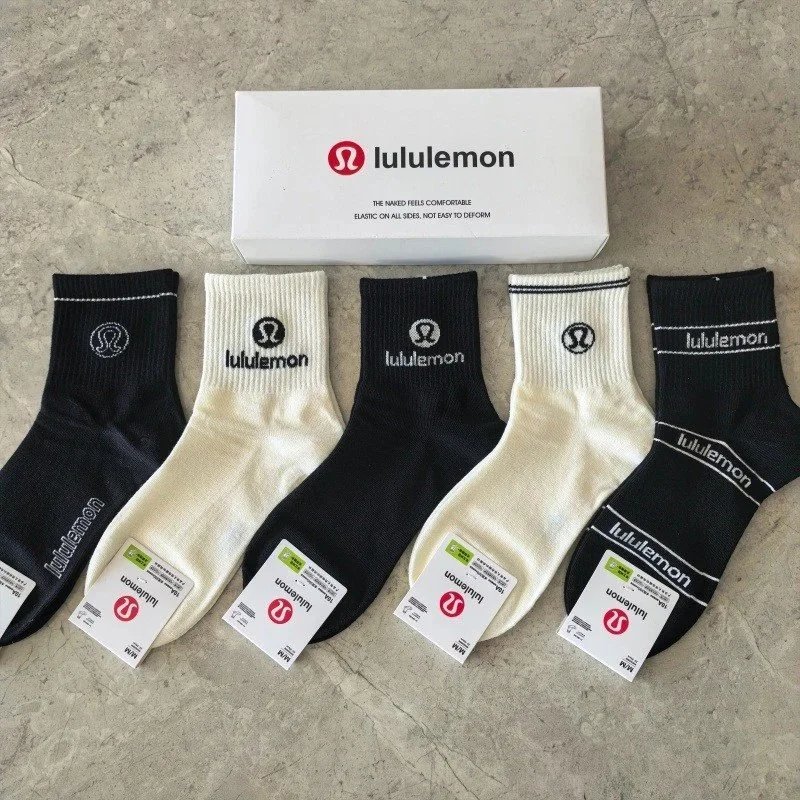 lululemon Socks Ribbed Crew — Lady No. 2 (5 pairs)