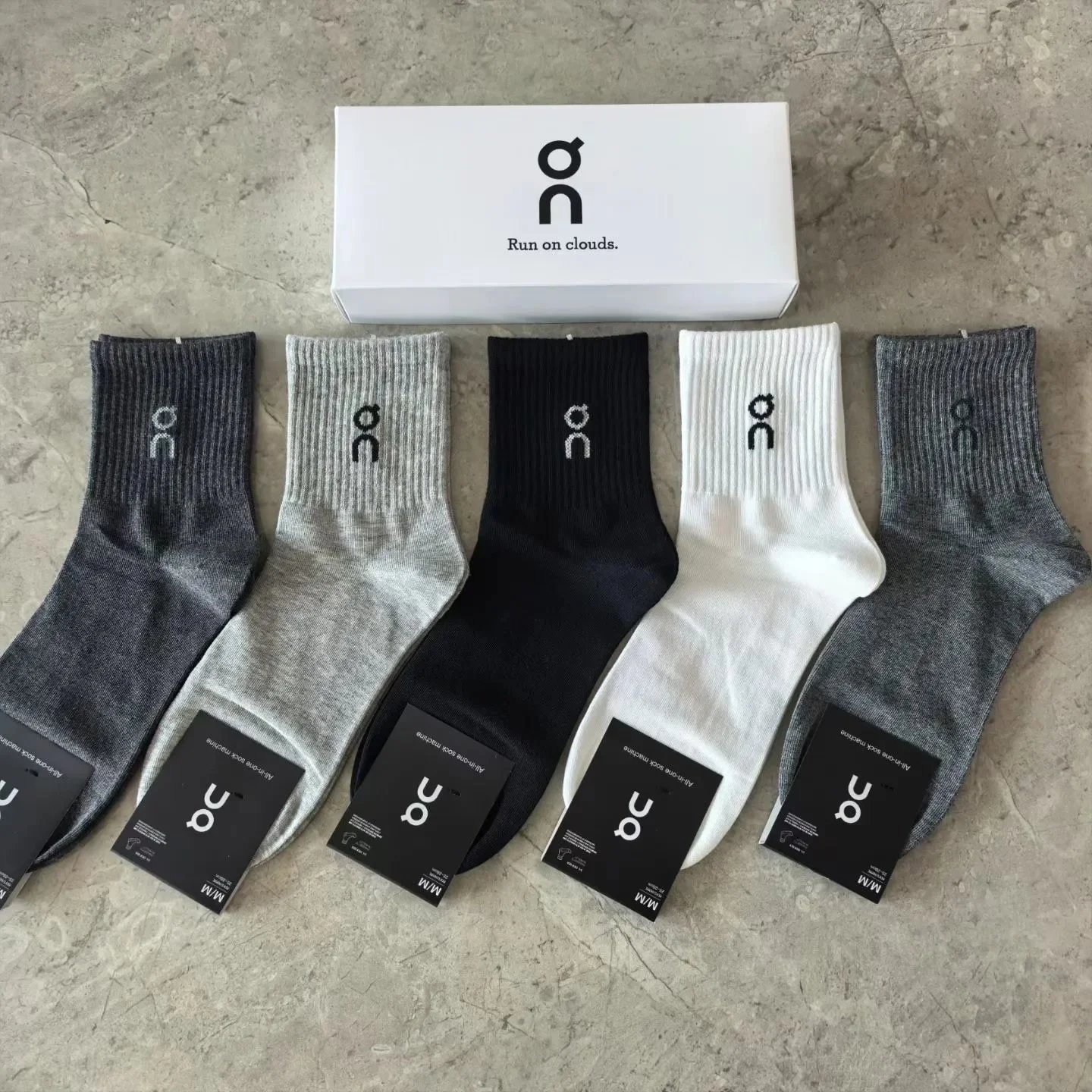 On Socks Logo Sock High ribbed crew — Men's black, white and gray 2(5 pairs) (recommendation 40-44)