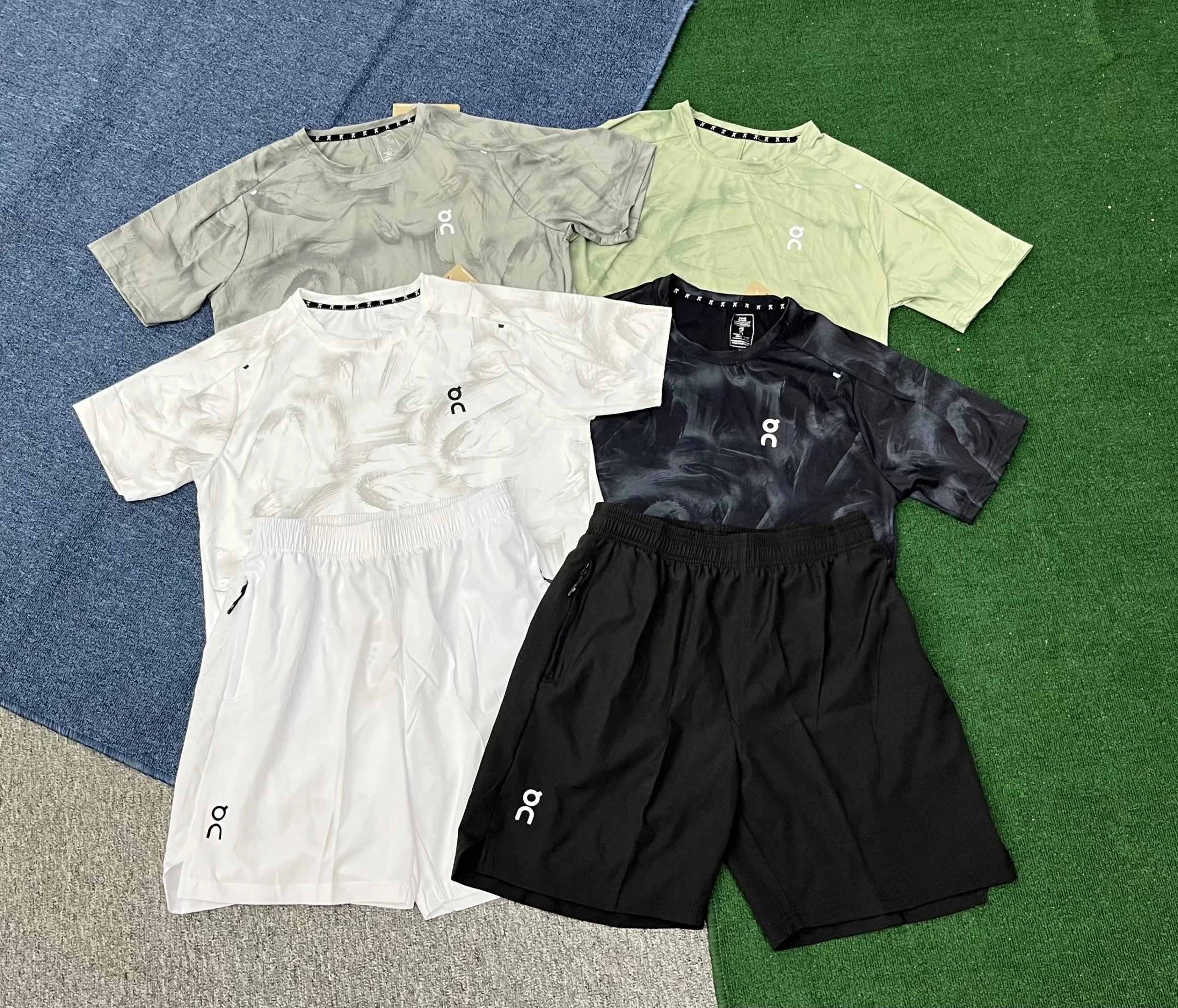 On T-Shirts Marble-print raglan short-sleeve T-shirt image 10