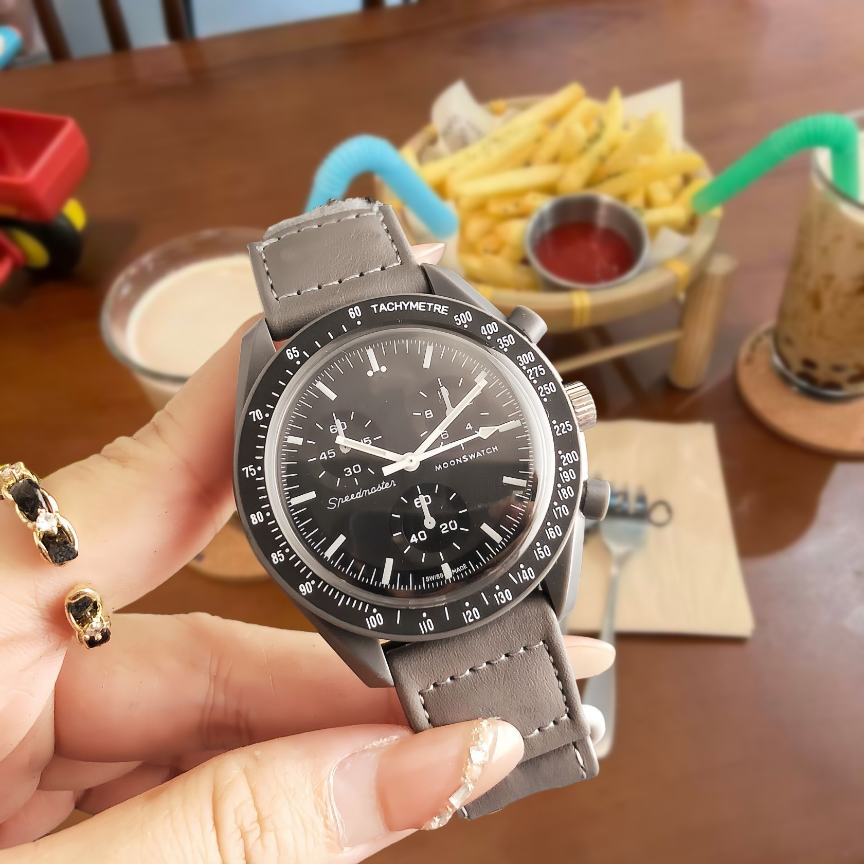 Unbranded Watches Analog Date-Display Wristwatch — 13
