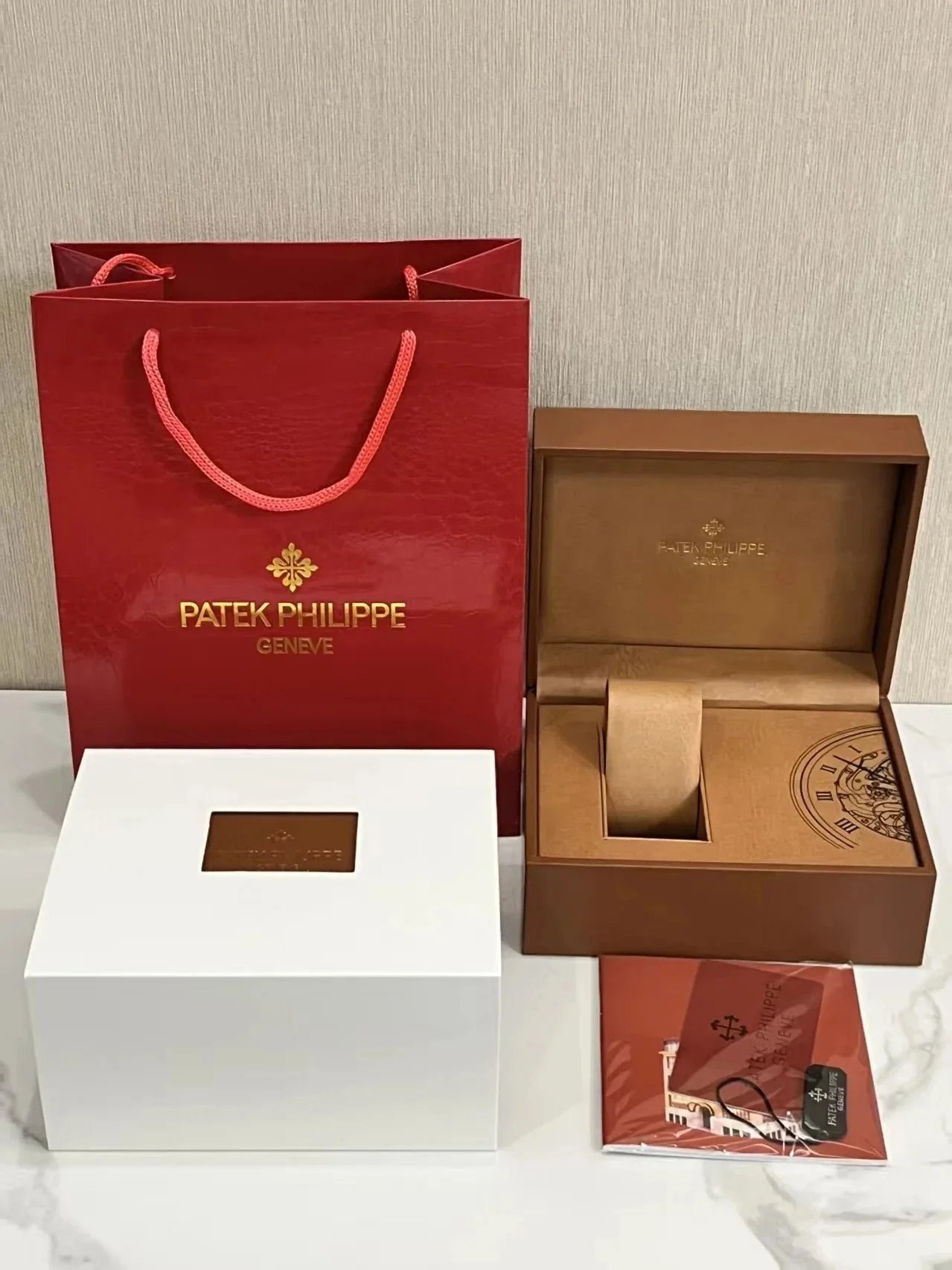Patek Philippe Watches Metal Bracelet Watch — Counter box