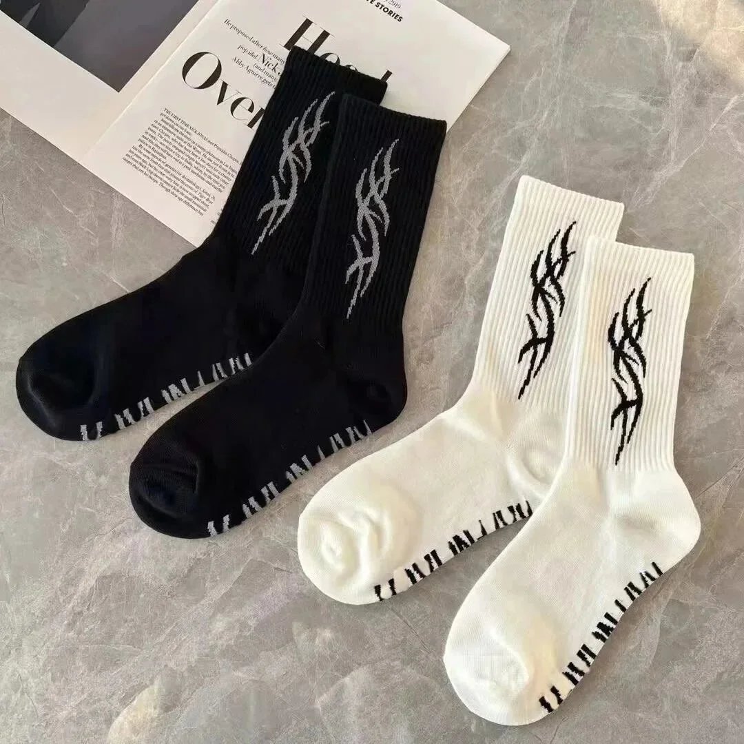 Nike Socks Swoosh crew image 15