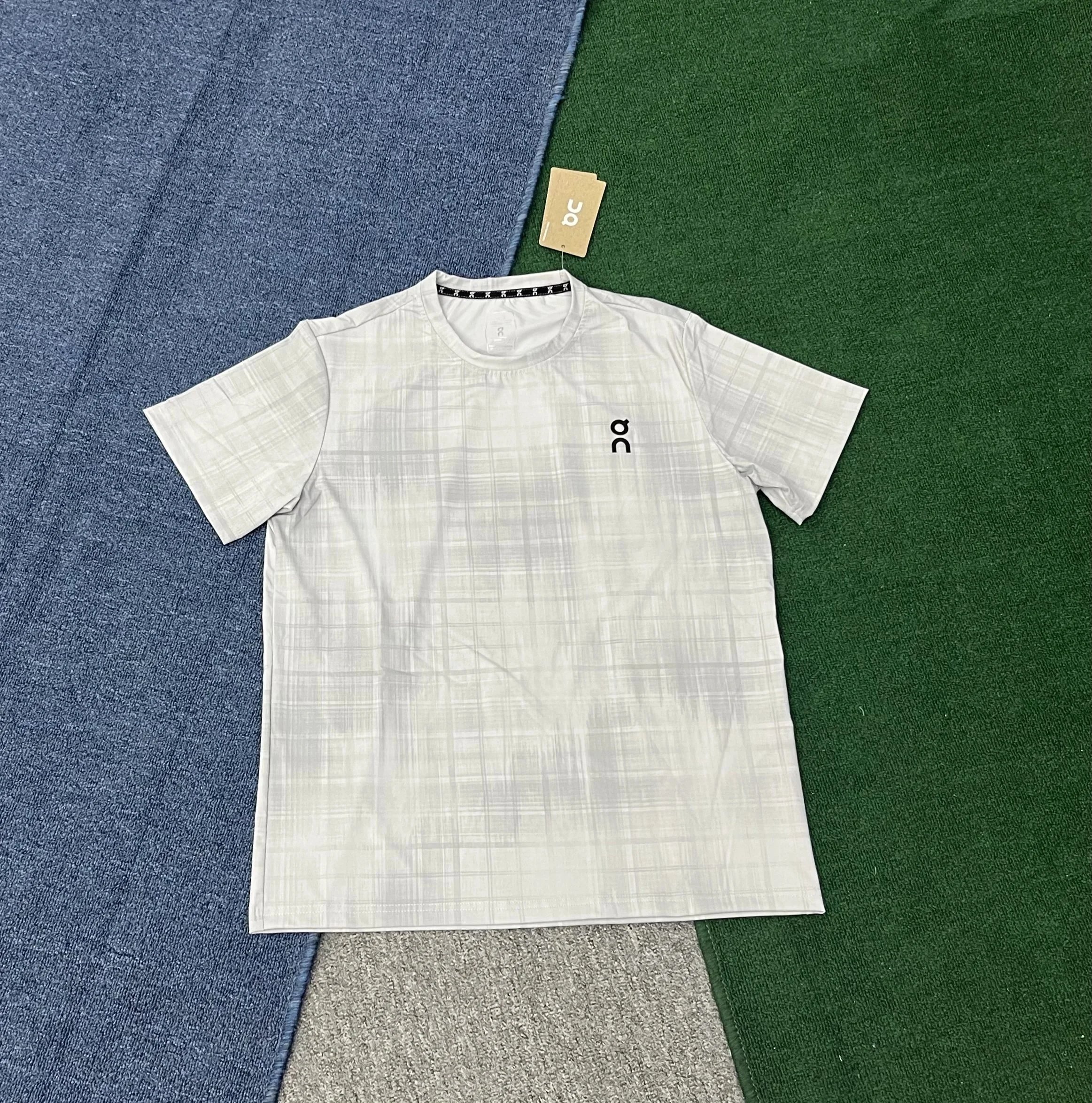 On T-Shirts Marble-print raglan short-sleeve T-shirt — 09