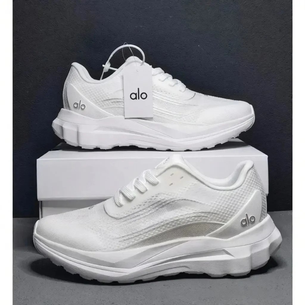 Alo Sneakers Mesh lace-up chunky sole — white