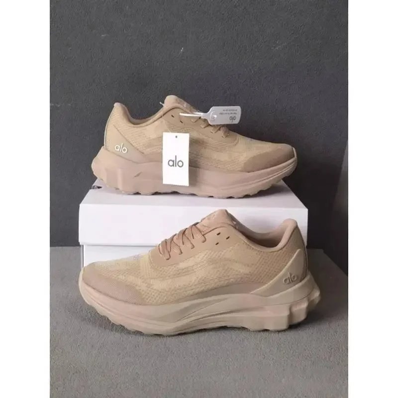 Alo Sneakers Mesh lace-up chunky sole — Light brown