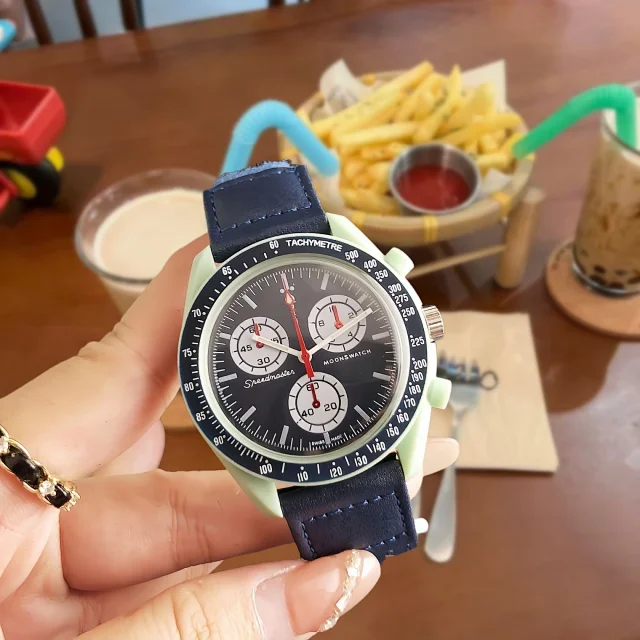 Unbranded Watches Analog Date-Display Wristwatch product detail image 6