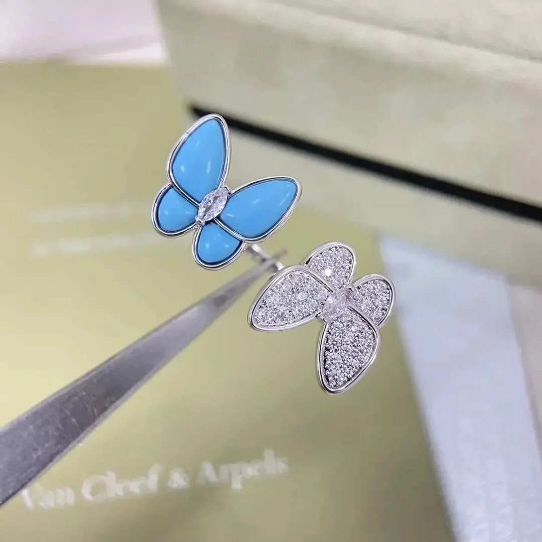 Unbranded Jewelry Floral Butterfly and Leaf Charm Necklace — Blue Butterfly (Silver) Ring