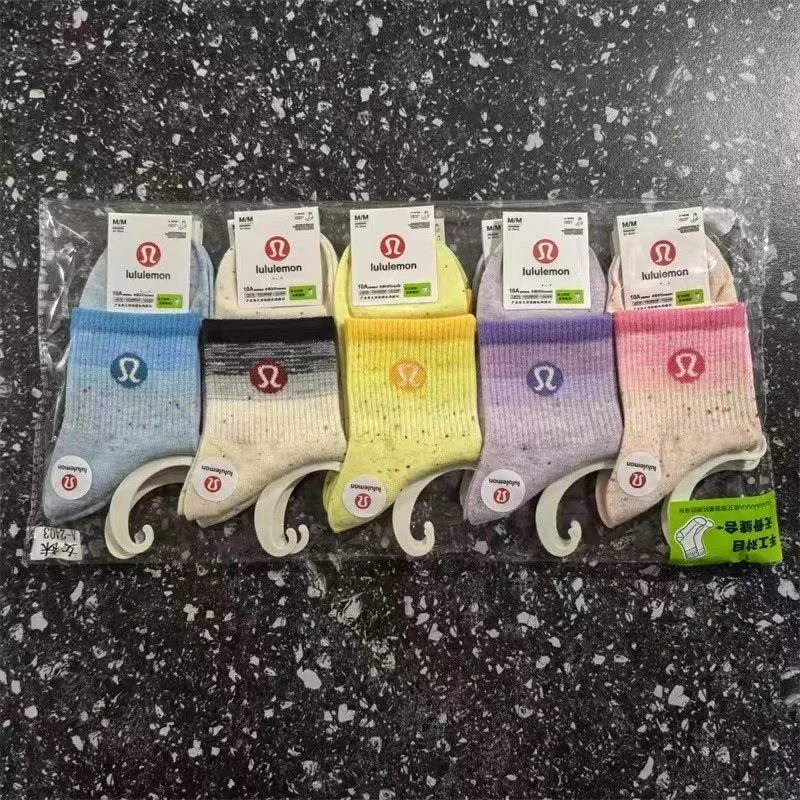 lululemon Socks Ribbed Crew — Ladies No. 11 (5 pairs)