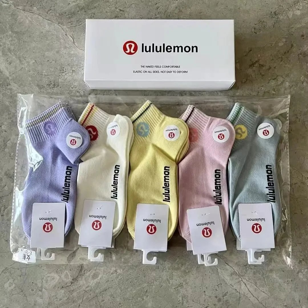 lululemon Socks Ribbed Crew — Ladies No. 13 boat socks (5 pairs)