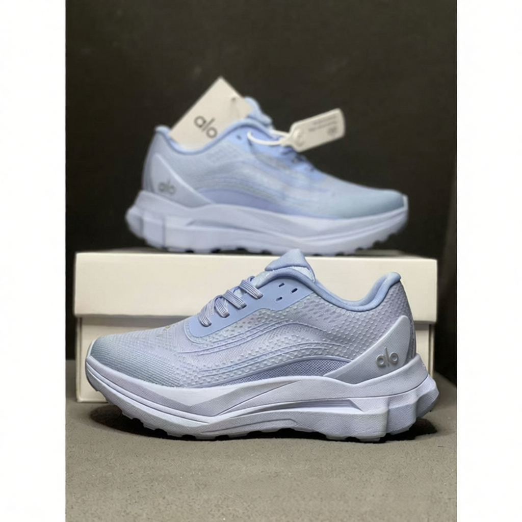 Alo Sneakers Mesh lace-up chunky sole — Light blue