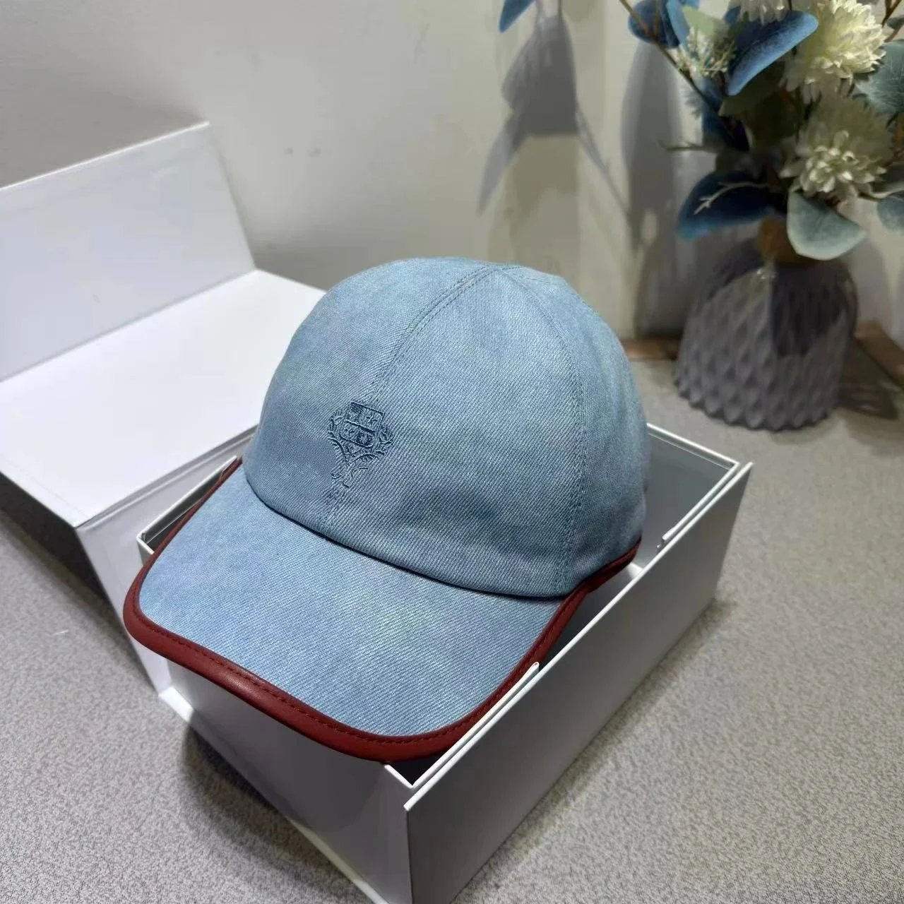 Brunello Cucinelli Hats Embroidered Crest Baseball Cap — 26 Light blue denim