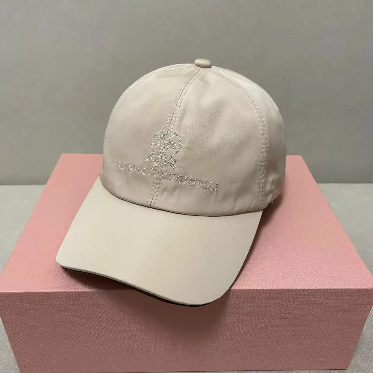 Brunello Cucinelli Hats Embroidered Crest Baseball Cap — 34 Khaki