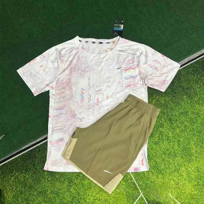 Nike Vests Printed athletic tank top — Set (Colorful Pink Khakis)