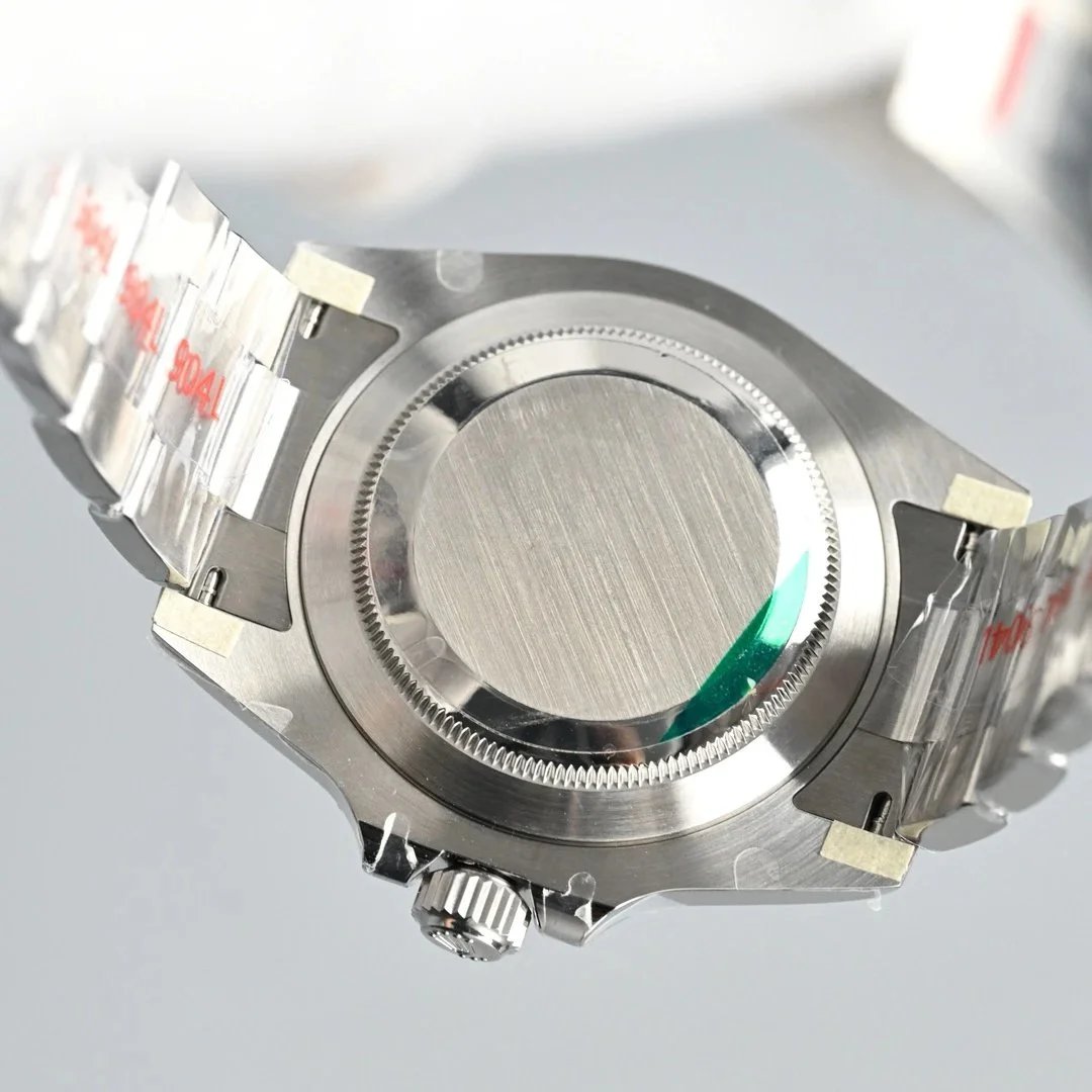 Rolex Submariner and Yacht-Master variants image 8