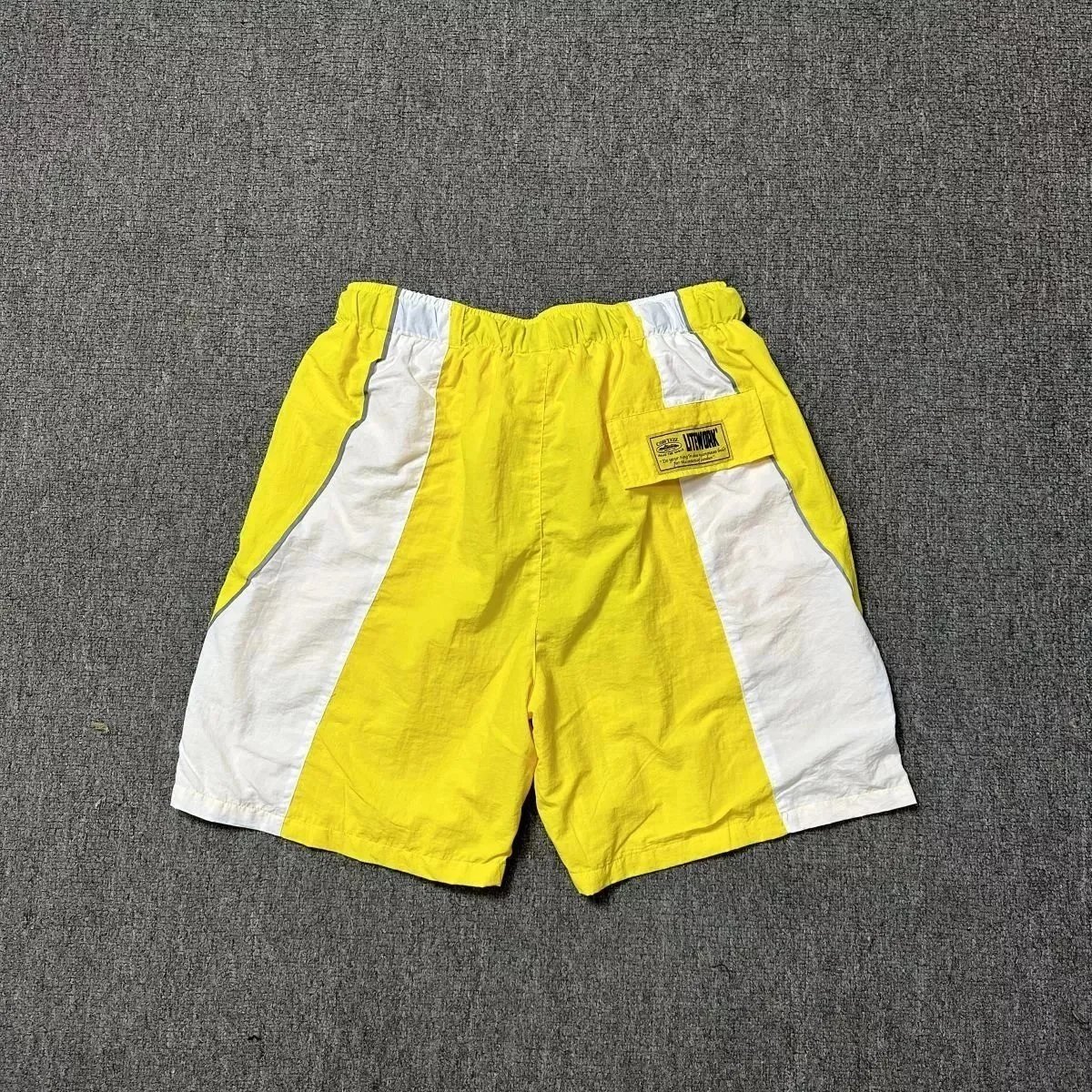 21 Yellow White
