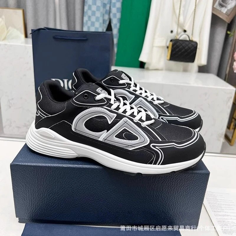 B30 Black White