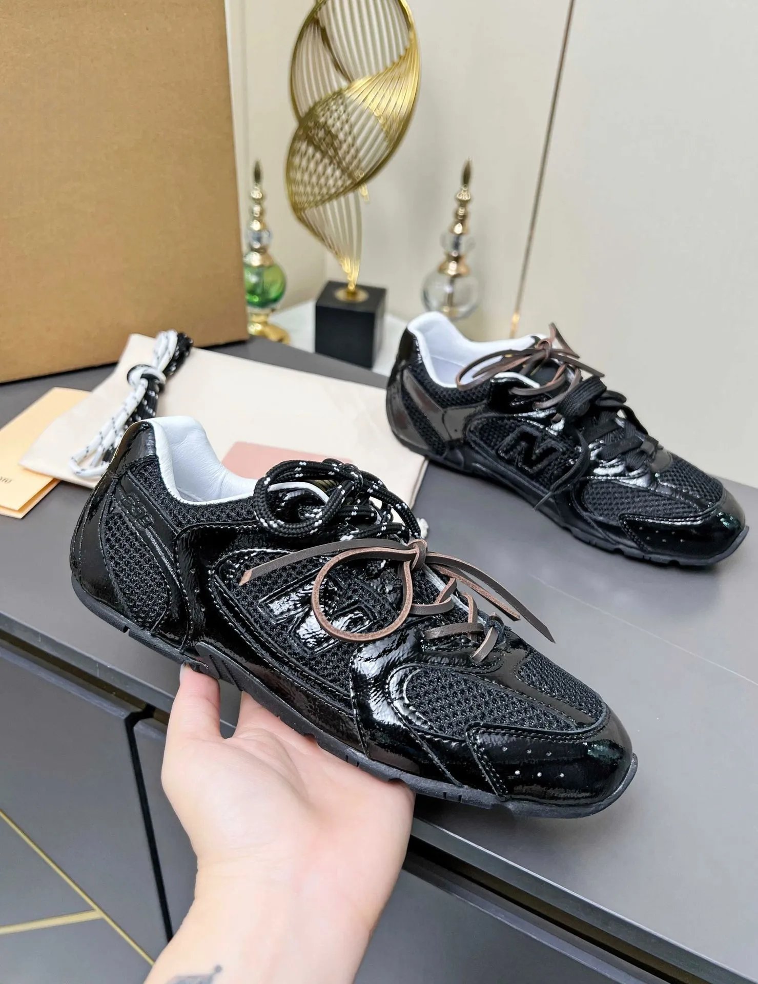 New Balance Sneakers 530 mesh — Black Patent Leather/Mesh