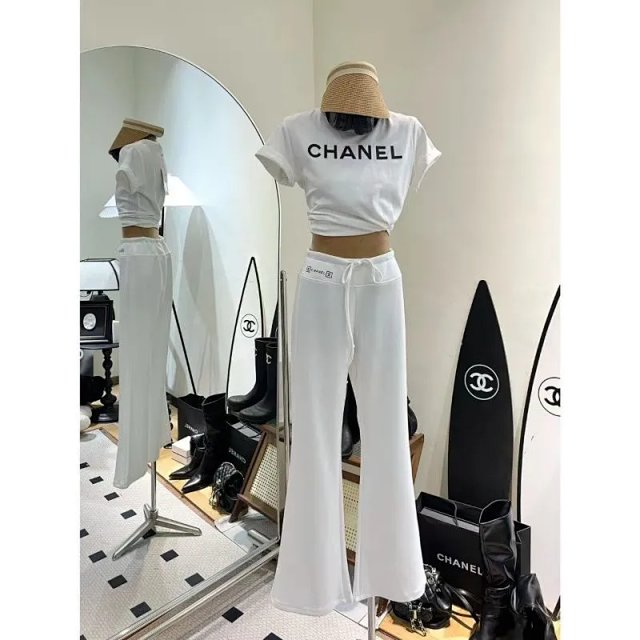 CHANEL pants: seller detail photo 8
