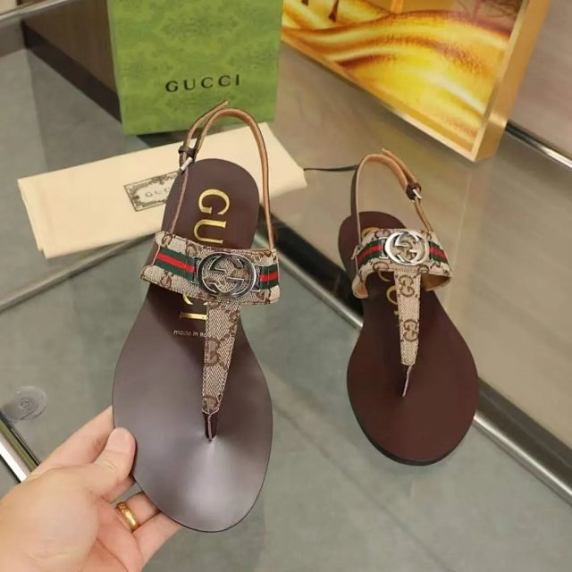 GUCCI Sandals: seller detail photo 2