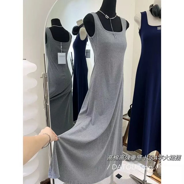 CHANEL dress: seller detail photo 4