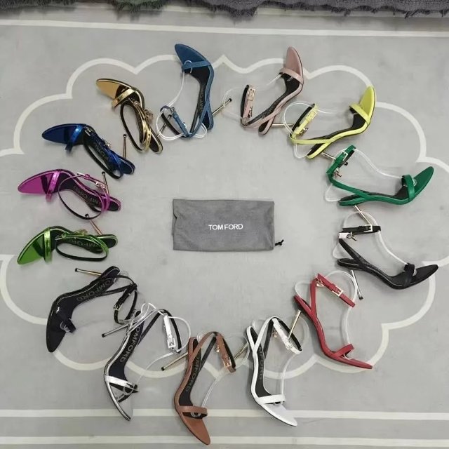 YSL high heels: seller detail photo 1