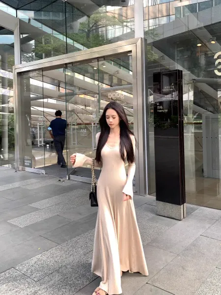 Design Ribbed V-Neck Bell Sleeve Maxi Dress Light Blue - 3