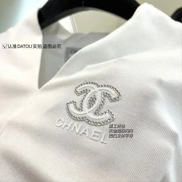 CHANEL long sleeves: seller detail photo 4