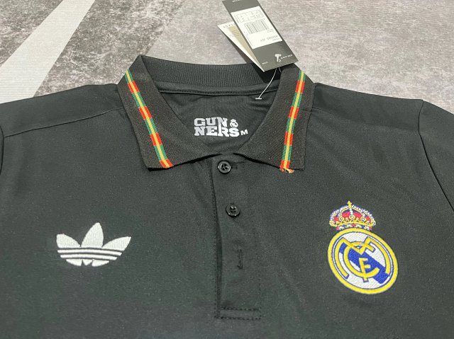 Real Madrid Jersey: seller detail photo 5