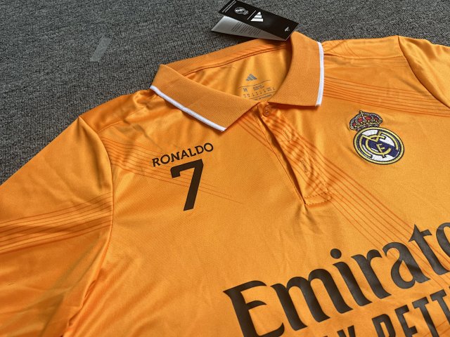 Real Madrid Jersey: seller detail photo 5