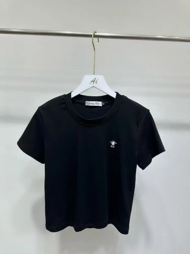 Dior: seller detail photo 1