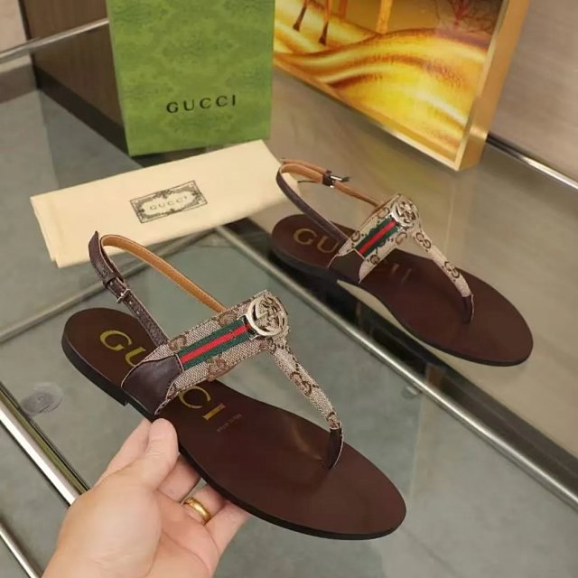 GUCCI Sandals: seller detail photo 4