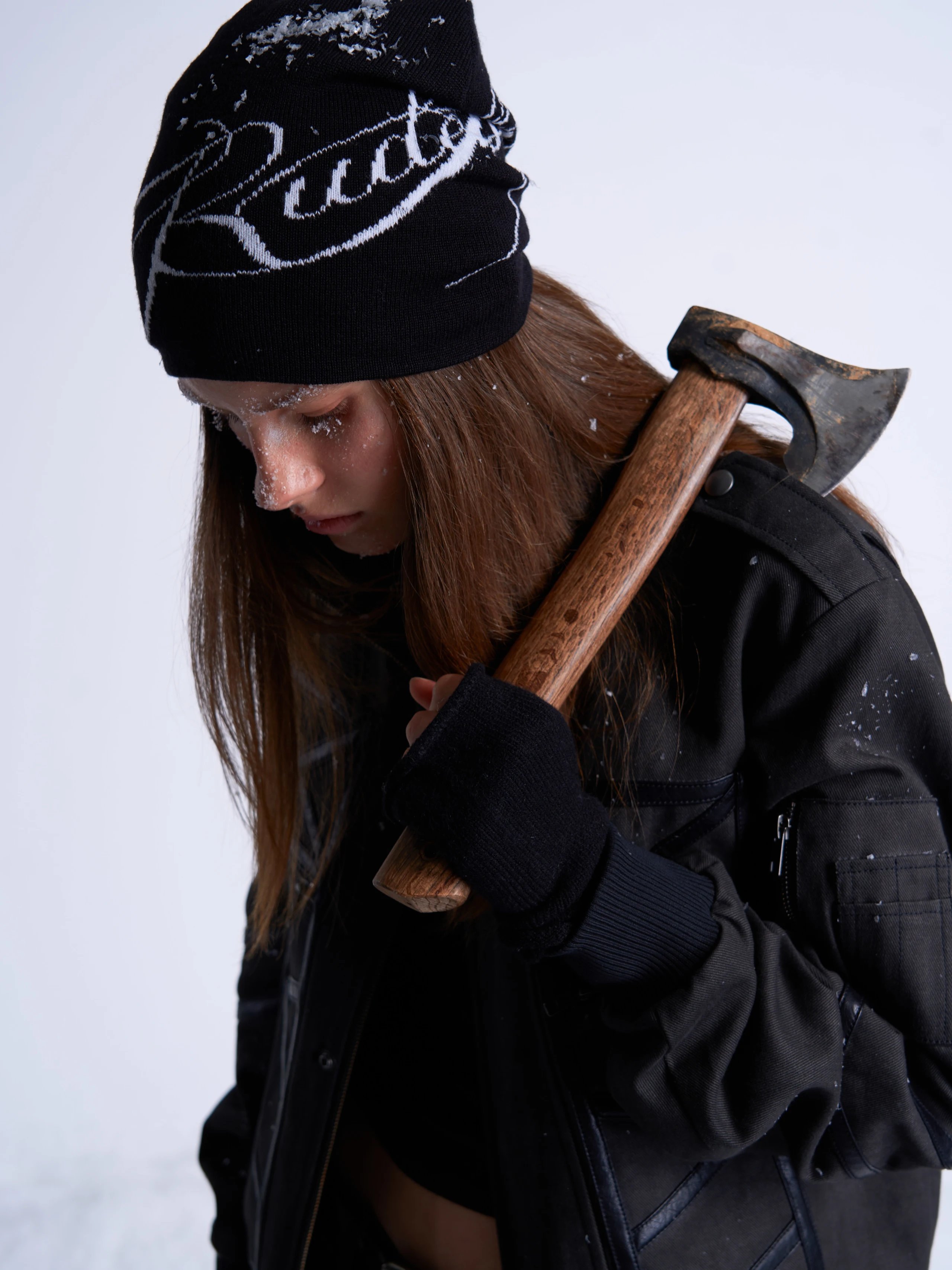 No E Mosen Rudebrat Beanie