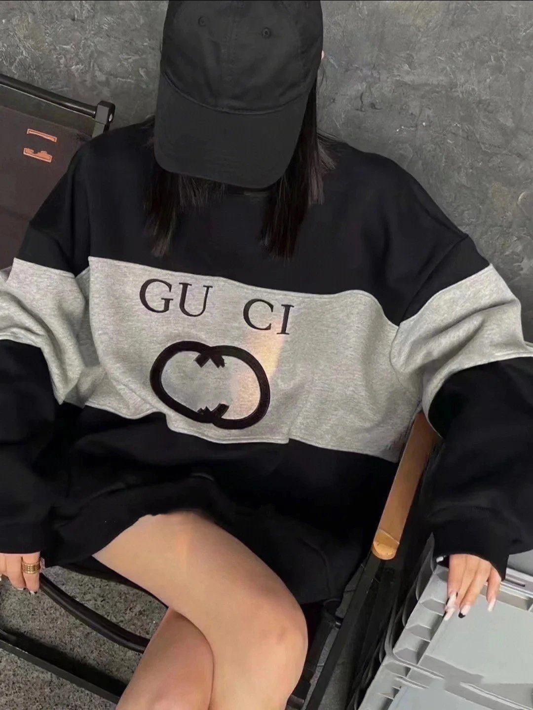 Gucci Interlocking G Logo Color-Block Sweatshirt Gray Hoodie - 4