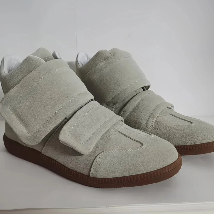 Design High-Top Strap Sneakers Red - 2