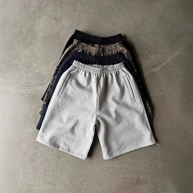 Sweatpants: seller detail photo 3