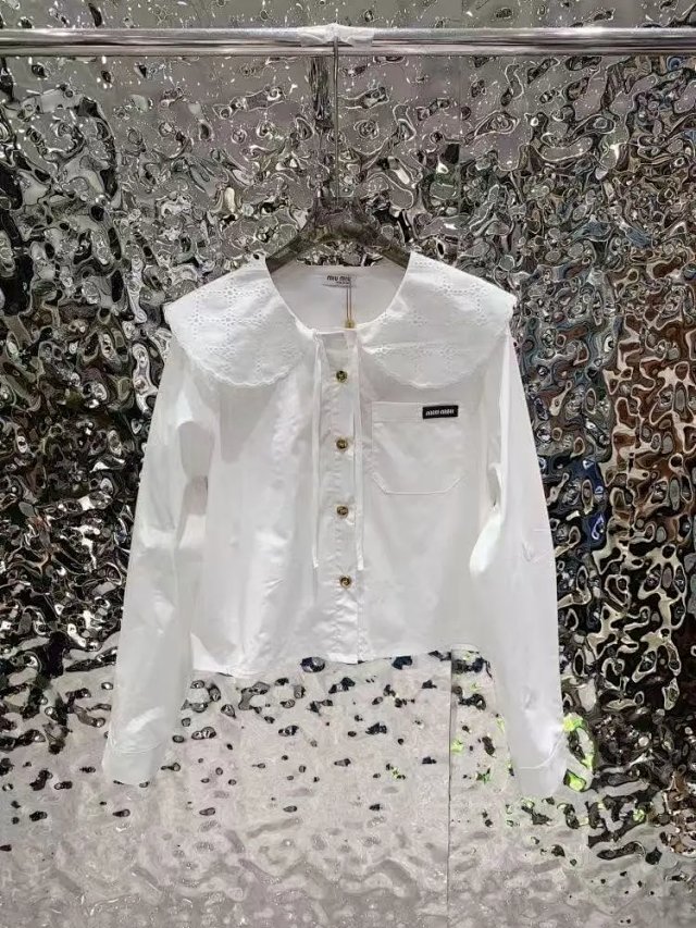 Miumiu: seller detail photo 2