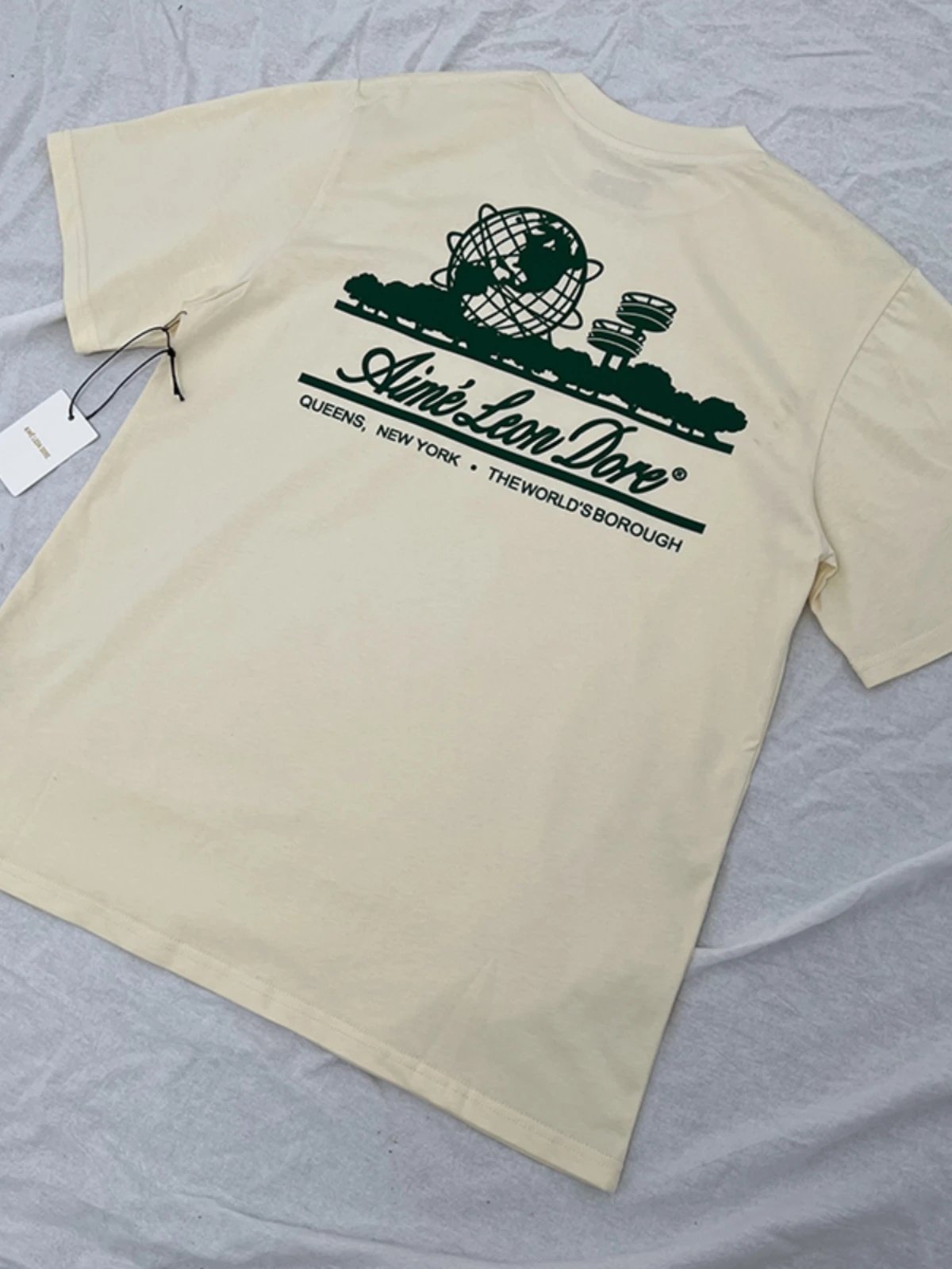 Design Leon Cycles Graphic Print T-Shirt White T-Shirts - 3