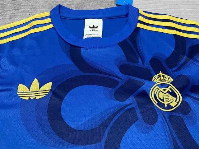 Real Madrid Jersey: seller detail photo 5