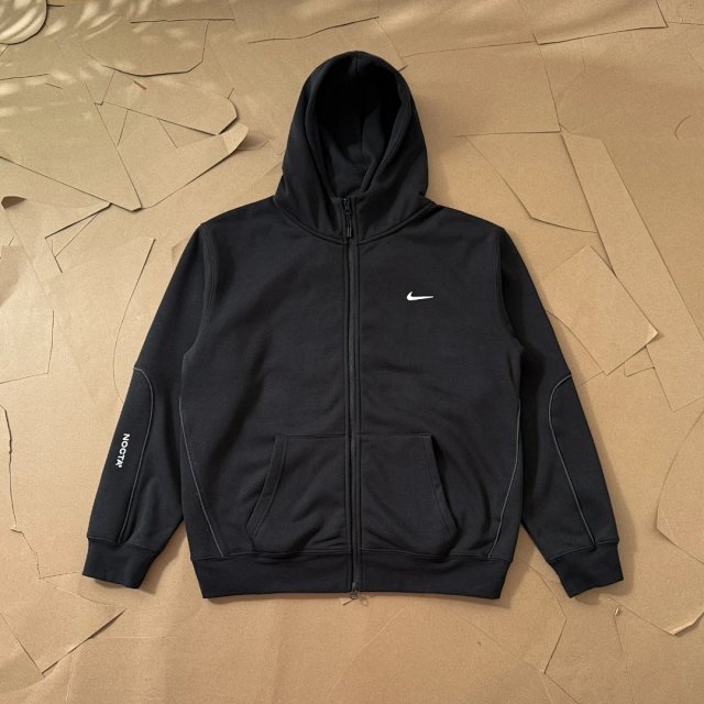 NIke hoodie: seller detail photo 3