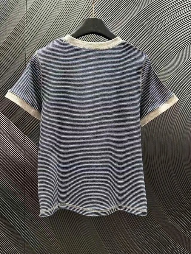 CHANEL tee: seller detail photo 4