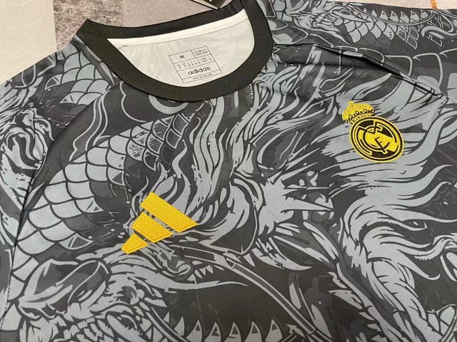 Real Madrid Jersey: seller detail photo 5