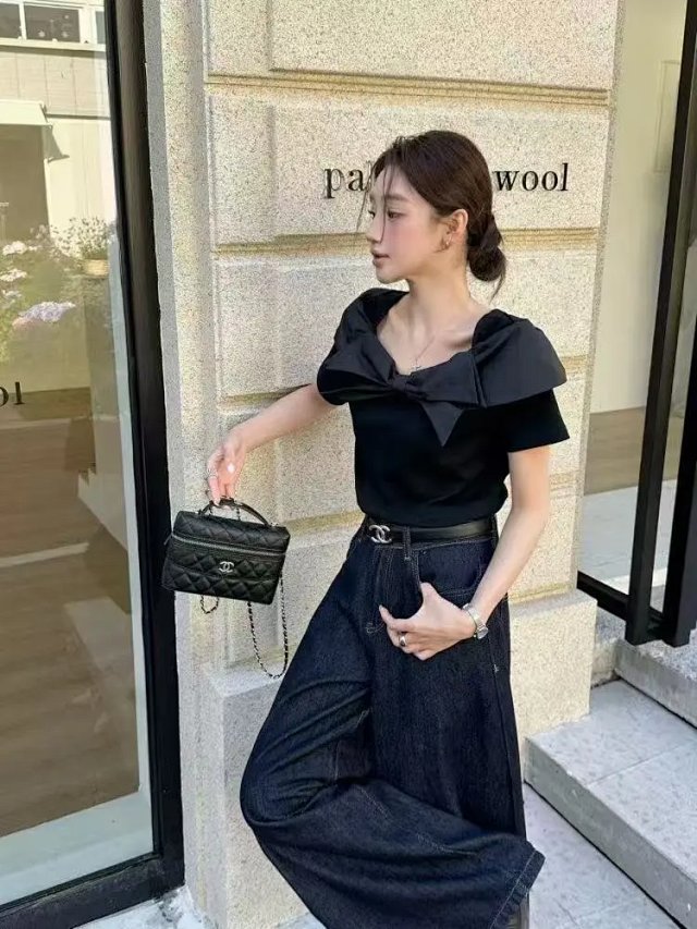 Chanel: seller detail photo 8