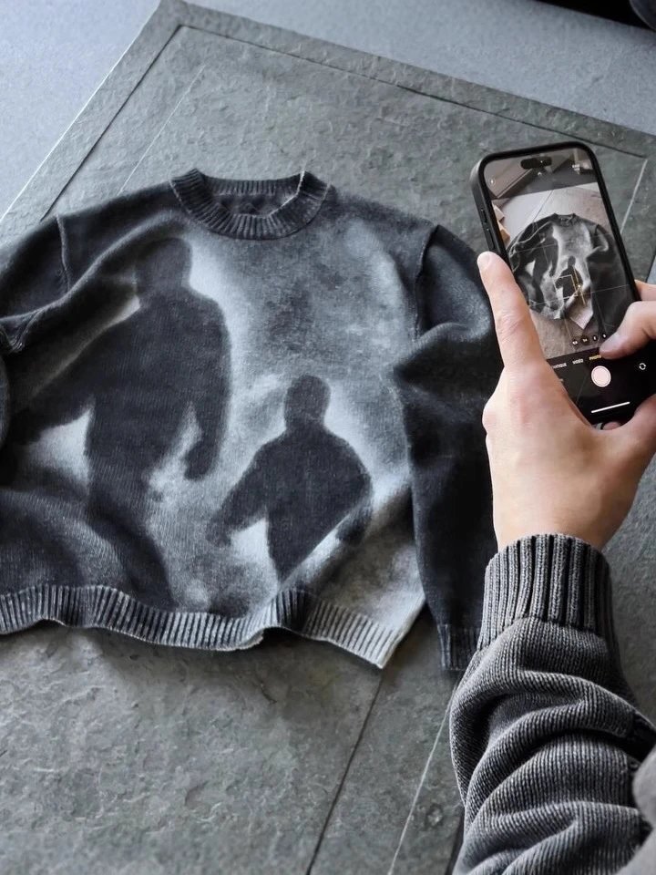 Design Oversized Knit Sweater with Abstract Tie-Dye Pattern Light Blue - 6