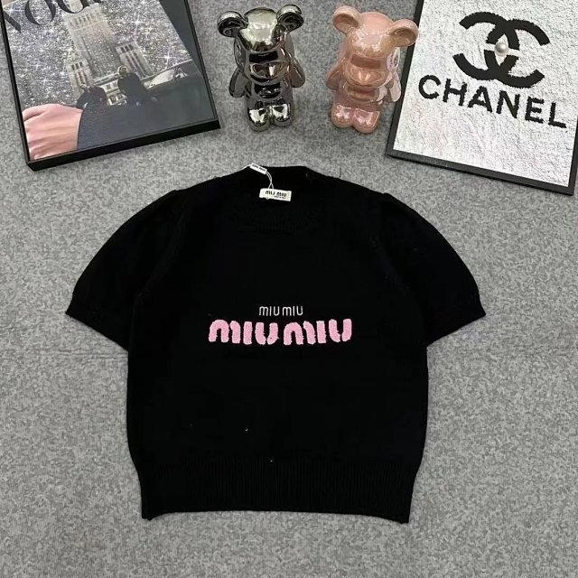 Miumiu: seller detail photo 2