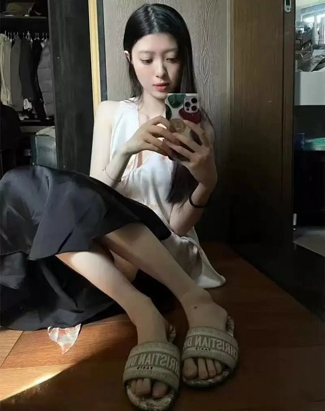 Christian Dior sandals: seller detail photo 8