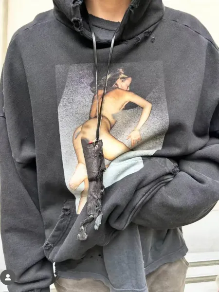 Design Photo Print Distressed Hoodie Black - 5