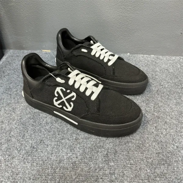 Design Canvas Sneakers with White Logo and Lace Detail Black - 1