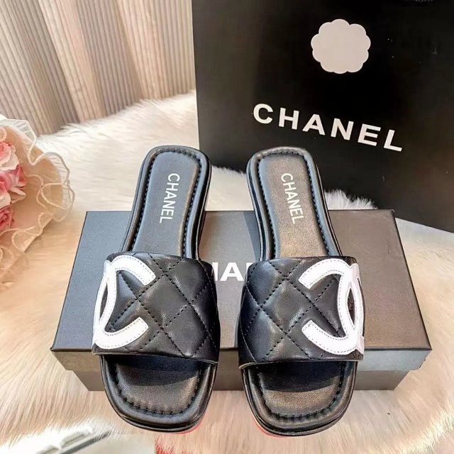 CHANEL Sandals: seller detail photo 7