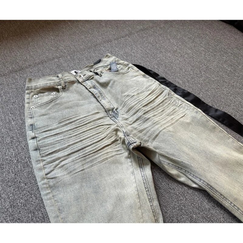 Design Flared High-Rise Distressed Jeans Light Wash - 11