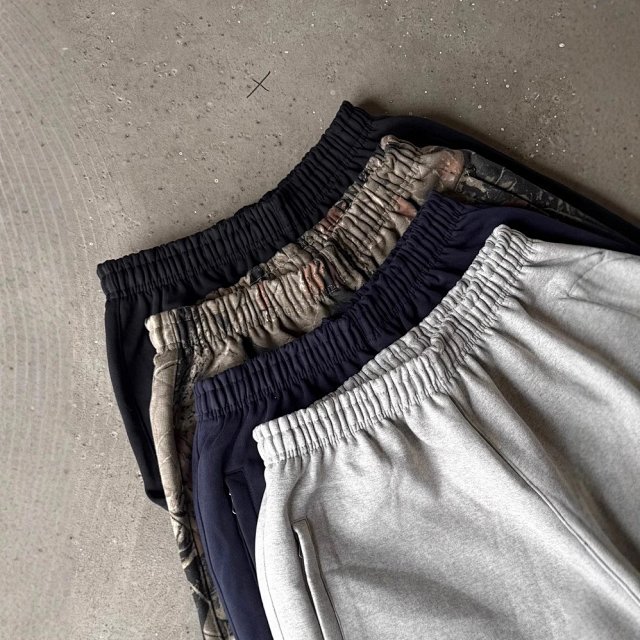 Sweatpants: seller detail photo 10